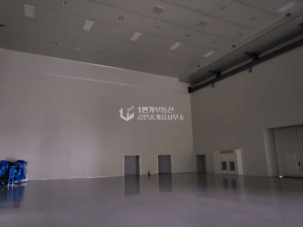 경기 안성시 공도읍 승두리 <470py> 단독크린룸임대(사무실완비) 월세 매물번호 10014 사진 2